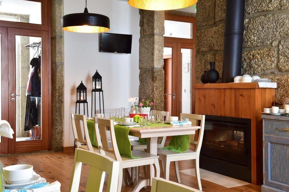 Paço de Sousa Solar Egas Moniz-Charming House & Local Experiencesヴィラ エクステリア 写真
